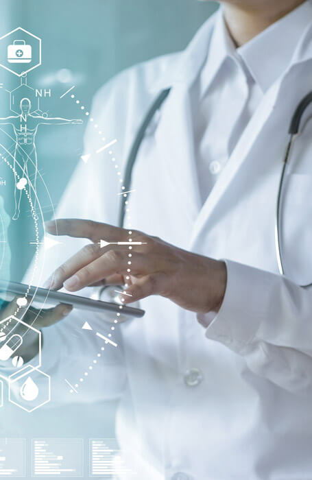 изображение "Здравоохранение": врач и планшет